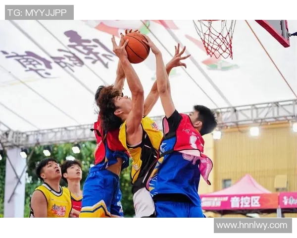 今日篮球对决黄蜂挑战灰熊谁将赢得胜利成为焦点赛事引发关注